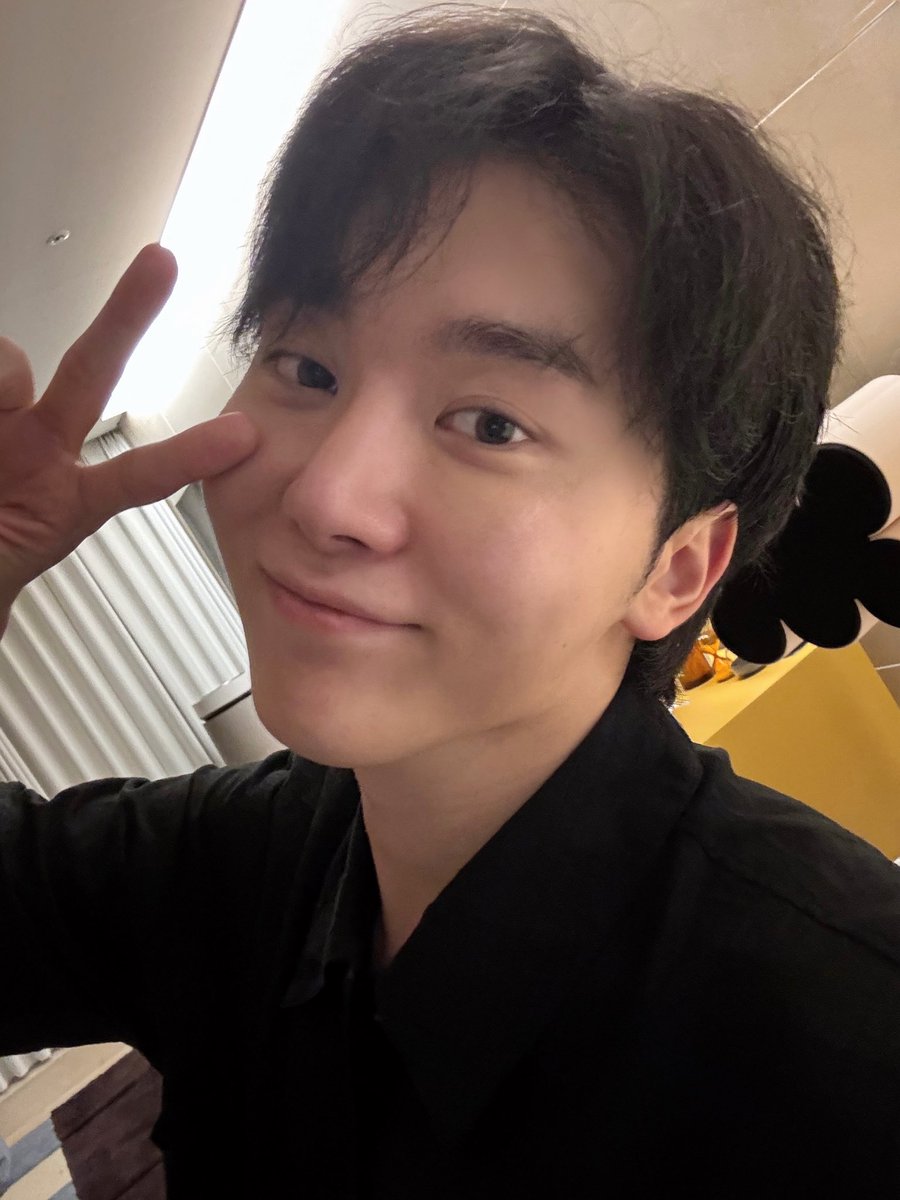 svtranslation's tweet photo. 250626 #seungkwan 🌟

🍊 i miss you all, how are you~

#승관 @pledis_17 https://t.co/hTNrzaJCtW