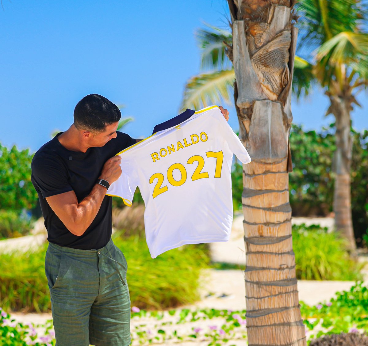 Ronaldo 2027 🔒