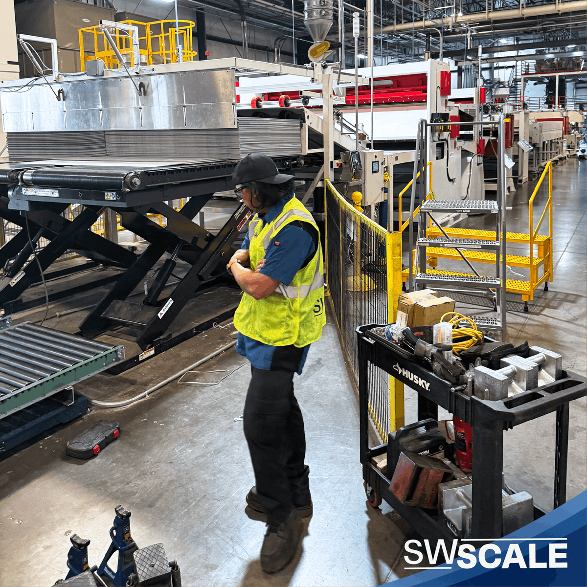 SWSCALE's tweet photo. Big things happening in the Phoenix, AZ Metro area! 🏭 

Our team is supporting this massive new plastic sheet production line with system weight integration and communication. This is one of the largest lines of its kind, shipped in all the way from Europe after two years of engineering and build time. 

Right now, we're on-site helping to fine-tune the weighing and data flow systems that will help drive production and quality control!

Projects like this are a great reminder that no matter the size or scale of the operation (see what we did there? 😏), SWSCALE is ready to deliver the technology and service needed to keep ANY type of operation moving and grooving.

https://t.co/79SdTVsMTS ⚙️

#IndustrialScales #Automation #WeighingSystems #ScaleService #WeighingSolutions #MaterialHandling #ScaleIntegration #ManufacturingTechnology #ProcessControl #Arizona #Phoenix #Colorado #Loveland #Denver #Texas #FortWorth #Dallas #DallasTX #FortWorthTX #DFW #Scales #Scale #BigBoldBlue #EverythingGetsWeighed #SWSCALE #SouthwesternScaleCo