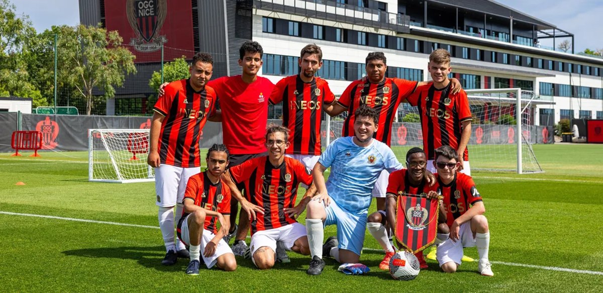LFPfr's tweet image. Merci à tous les clubs de @Ligue1 et de @Ligue2BKT qui se sont mobilisés avec la Ligue de Football Professionnel au cours du mois de juin !🙏

#JouonsLaCollectif

📝▶️ urlr.me/QxX9Cg