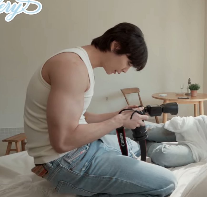 อั่นกล้องมันหนักกี่สิบโลน้อ