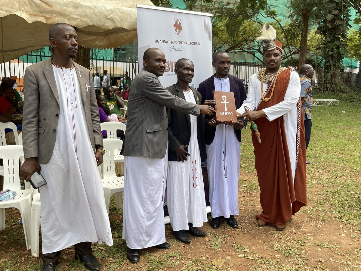 UNCC_UG's tweet photo. #Bibyo—A joint book by the Uganda Traditional Forum has been launched during the world culture day celebrations 2025

#WorldCultureDayUG2025 https://t.co/JJlTmu9yV0