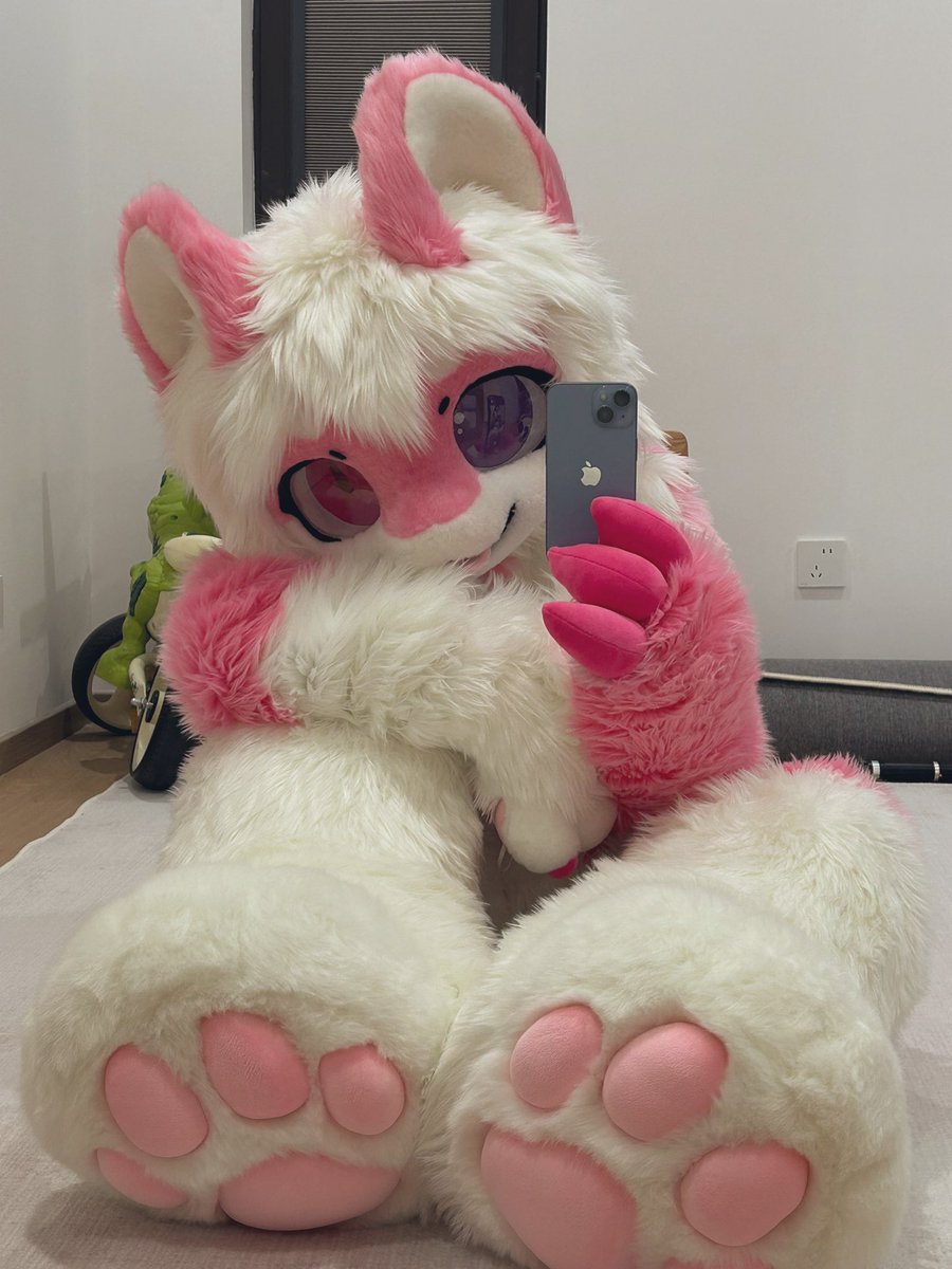 粉粉的

委托展示