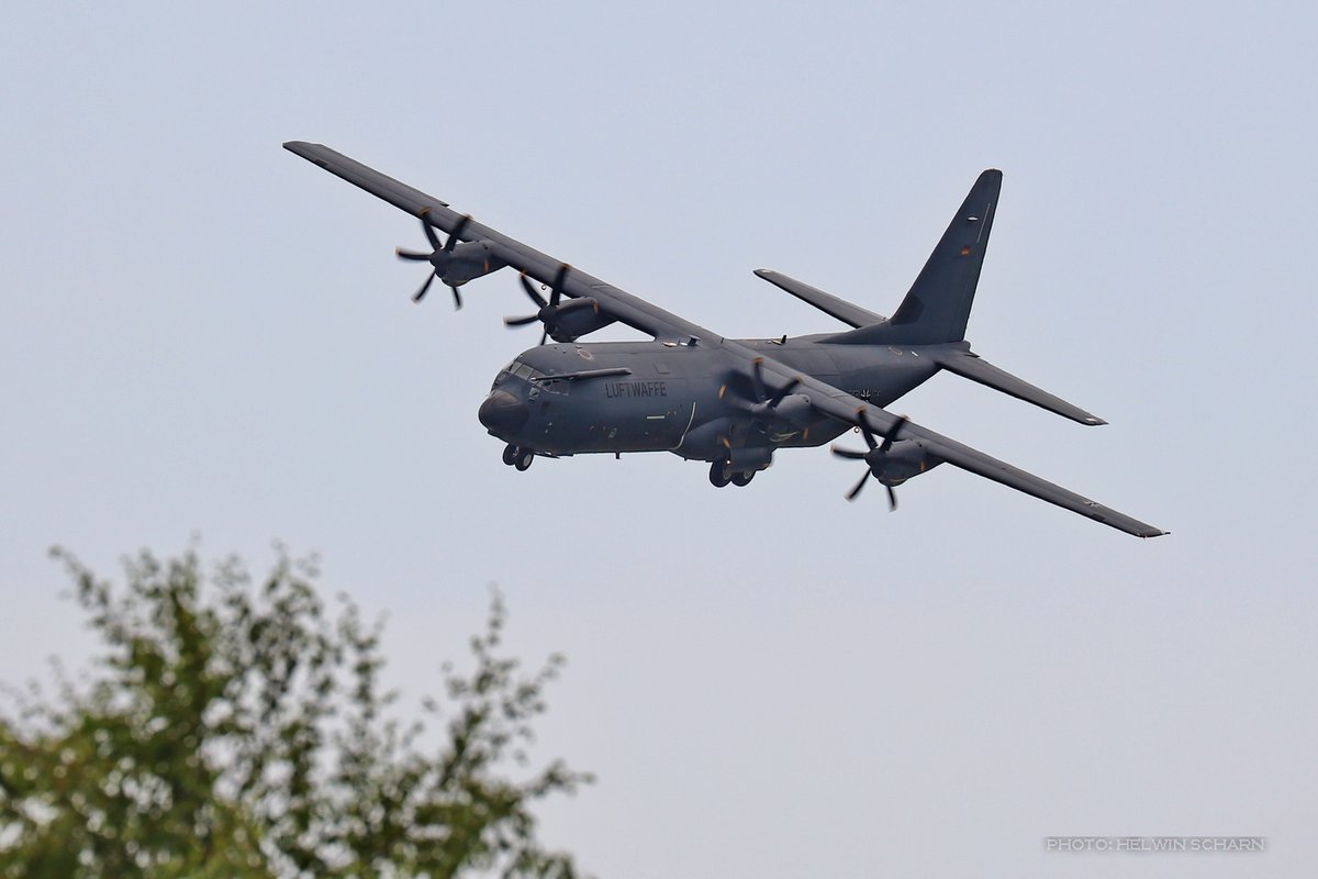 ScharnHelwin's tweet image. In #Jagel wurde heute schon mal fleißig für den Sonnabend geübt! #TagderBundeswehr #Luftwaffe