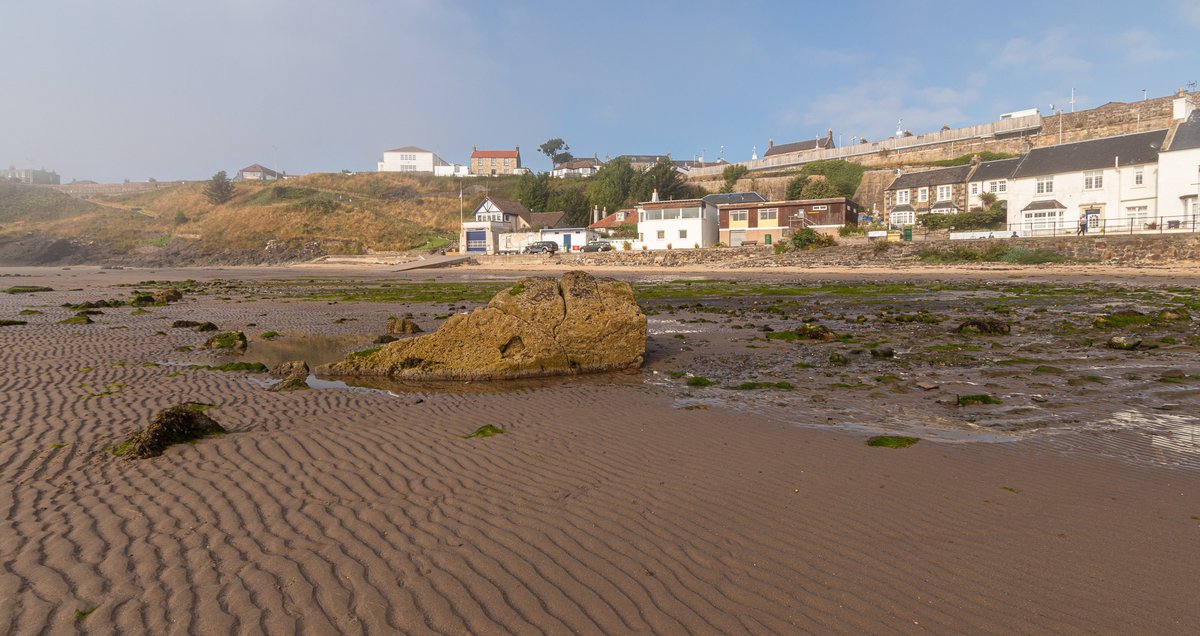 fifeexplorer's tweet image. A familiar sight - the east coast harr rolls into #kinghorn foreshore as everyone inland basks in the summer sun. Still the place to be in the world...

#loveFife #outandaboutscotland #bbcscotlandpics #visitscotland #coastalviews #seascapes #beachscape #loveourcommunity #summer