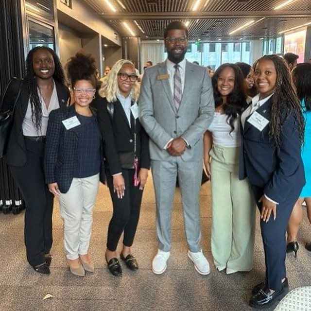 Attorneycbruce's tweet photo. Spoke on behalf of @GateCityBar at the Summer Associate Reception with @GAPABA &amp; SABAGA.
These future attorneys give me hope—and we’re proud to support their journey.
#GateCityForward #LegalLeadership #RepresentationMatters https://t.co/ZhLa4ealPP