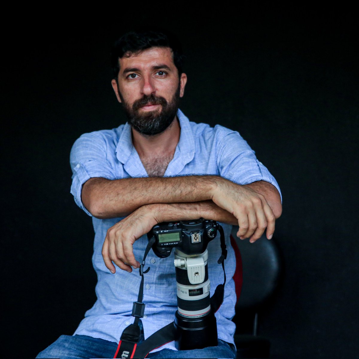 📌 Gazeteci Metin Yoksu tutuklama talebiyle mahkemeye sevk edildi

Bu sabah ifade vermek üzere Batman Adliyesi’ne giden gazeteci Metin Yoksu, Artvin merkezli soruşturma kapsamında tutuklama talebiyle mahkemeye sevk edildi.

Aynı dosyada daha önce 4 gazeteci tutuklanmıştı.