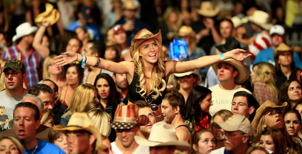 AudienseCo's tweet photo. 🌞 Summer’s here, and you know what that means: country music is everywhere.
But it’s not the same country you grew up with. It’s faster. Dancier. Viral-er.
Let’s talk about the country trend that’s taking over your algorithm: #YEEDM 🎧🤠🧵 https://t.co/jzazDXdsL6