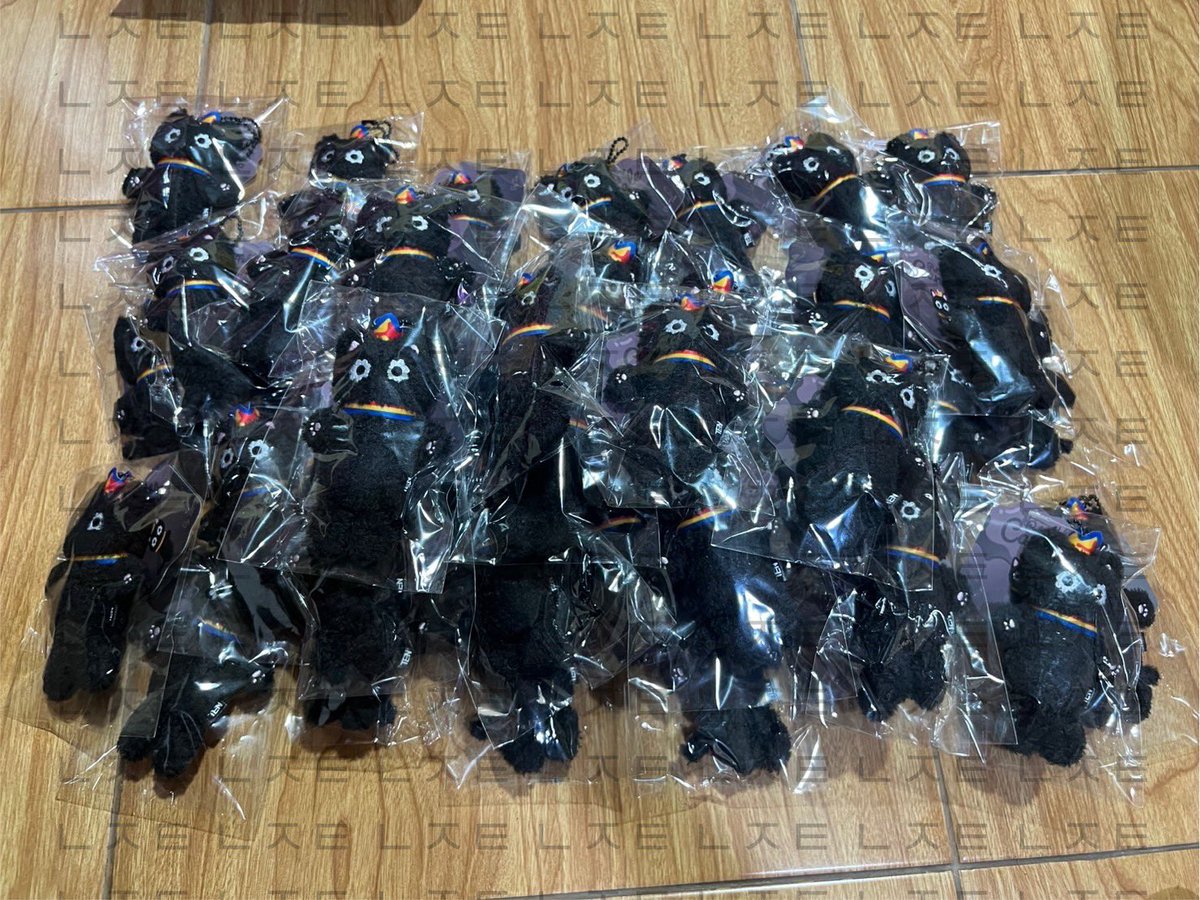 1129_jtn's tweet photo. สวัสดีค่ะขออนุญาตแท็กแจ้งนะคะ
🍀 สินค้าในรูปถึงบ้านเราที่ไทยเรียบร้อยแล้วนะคะ
🏠คนที่ของครบหากต้องการเปลี่ยนที่อยู่สามารถแจ้งเราทางเดมได้เลยนะคะ
💜ปล.คนที่ค้างชำระมัดจำและค่าส่งสามารถเช็คยอดได้ที่ลิ้งค์สถานะนี้นะคะ
สถานะ🐱https://t.co/AvR1hTMXsn
#1129update https://t.co/A1VYJmbD1x