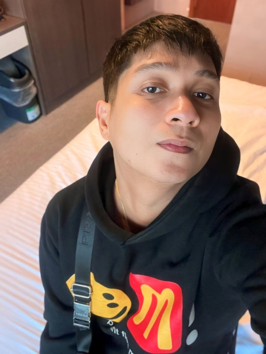 SHARE MO NAMAN SALAMAT ❗️❗️❗️

Heigth=5.11
Contact : 09604377044 call and txt
Viber:09604377044 

Combination
(Swedish,shiatsu&amp;thai)
1hours.....1000
Signature massage
1 hour.....1200

  NURUmanhood.....2500
(And shower together)

Plus transpo