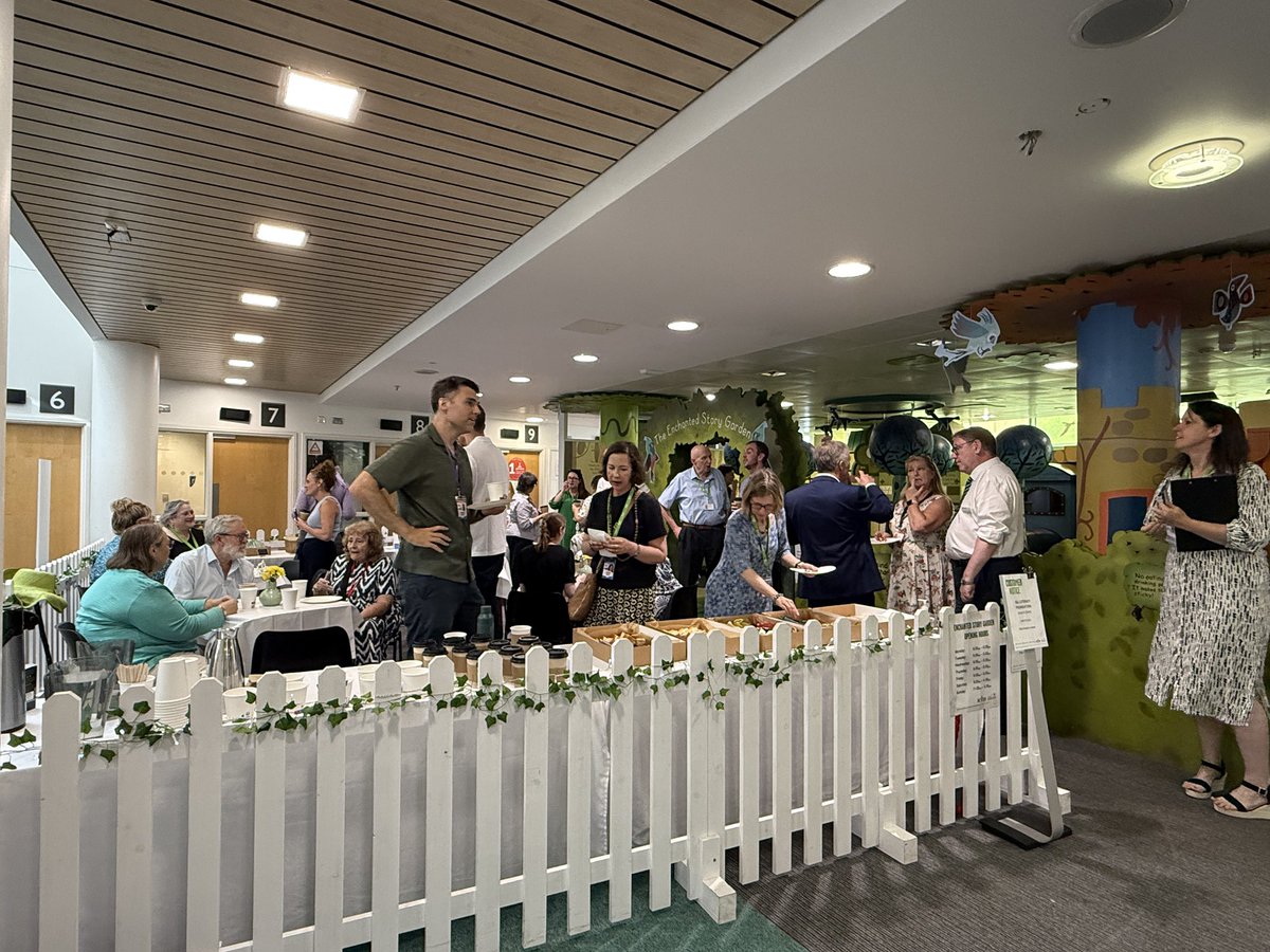 Yesterday at #ElthamLibrary in the Enchanted Story Garden we celebrated the GLL Literary Foundation #Greenwich authors with local school librarians, authors and community partners. The foundation supports local authors to network + develop skills with support! 📚 #LoveYourLibrary