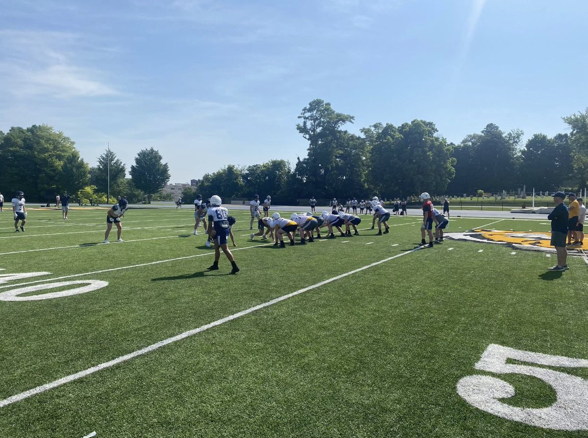 Castle_Football's tweet image. Castle football had a great 3-day Bishop and Dullaghan team camp at DePauw University. Special thanks to the @DePauwTigersFB coaching staff, Coach Billy Lynch and his staff along with Coach Dullaghan, and the Castle Football Parent’s Club. #GoKnights