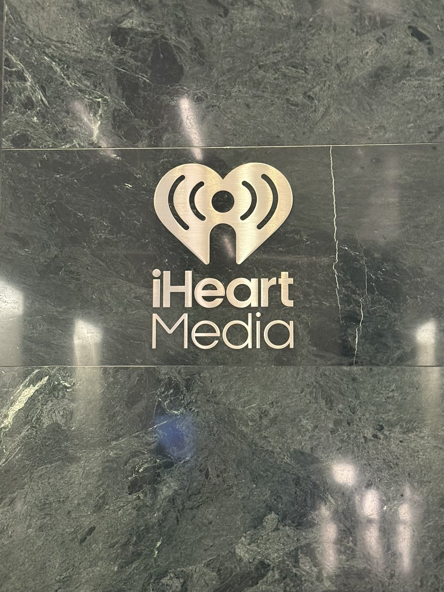 justinjESQ's tweet image. Fun times @iHeartRadio #summertuesdays #attorneyad