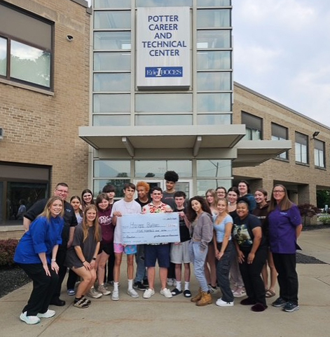 Senior Culinary Arts and Baking &amp; Pastry students from Potter Career and Technical Center recently presented a $500 donation to Hospice Buffalo. The money was raised through student-run bake sales and is being donated to an organization dear to many at Potter. 🧑‍🍳 🍪