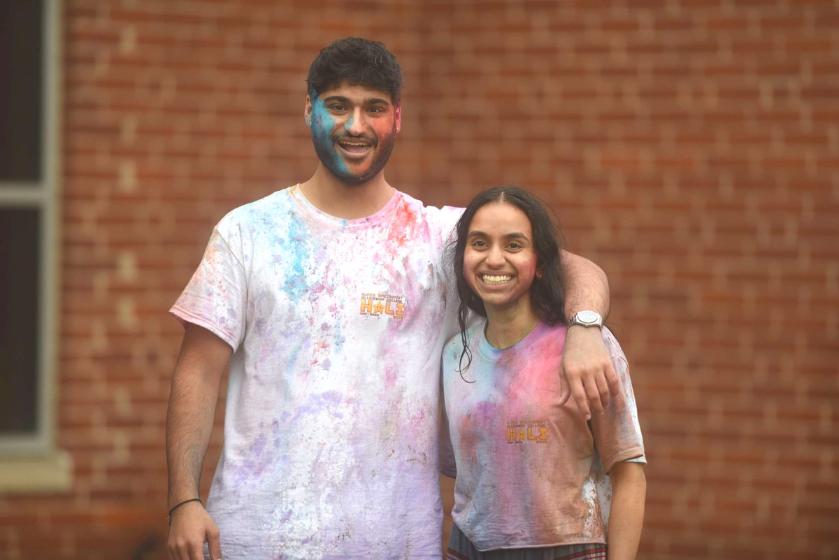 #TBT ✨🎨 Holi hosted by the South Asian Student Society and Gator Activities Programming

#CampusEvents #CampusLife #HoliCelebration #HoliFestival #GatorActivities #SouthAsianCulture #StudentLife #ThrowbackThursday