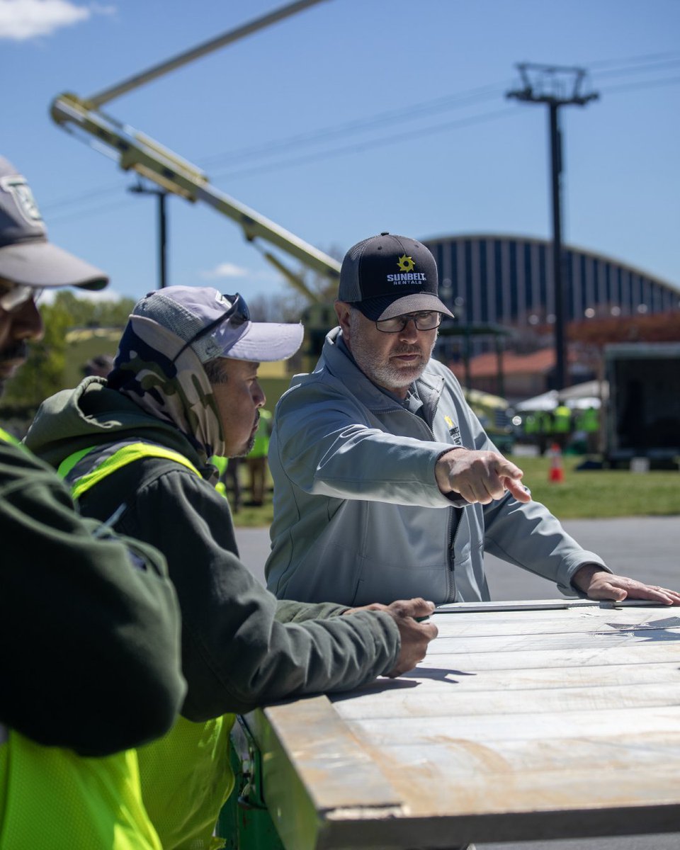 We host annual Safety Days across our branches to empower our team with training, best practices, and real-time demos that help keep everyone safe. 🔗 Join a team that invests in you: GreenscapeJobs.com

#SafetyFirst #GreenTeam #HollySprings #DurhamNC #RaleighNC #CharlotteNC