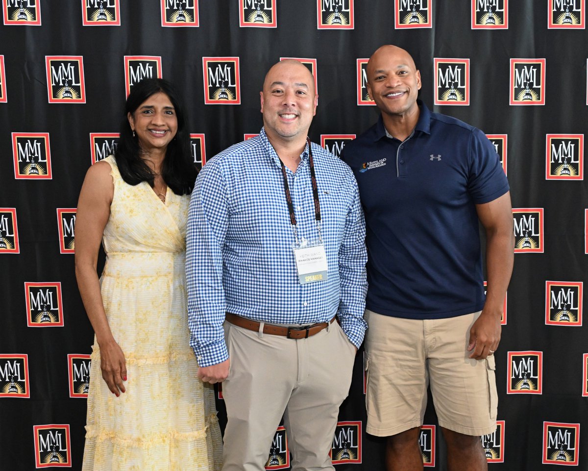 #MMLCon did not disappoint. 

We even had the chance to catch up with a couple of #CleanEnergy champions. Maybe you know them?