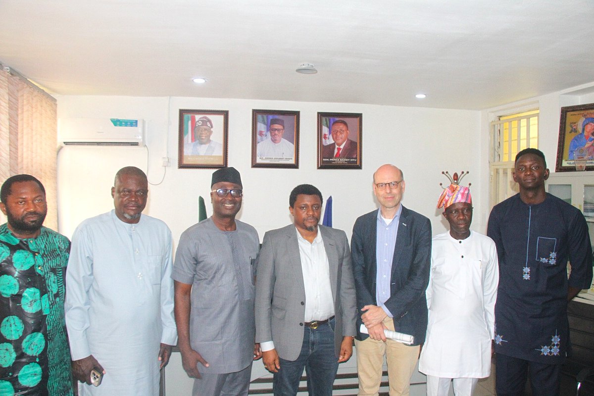 Solidaridad_wa's tweet image. 1/4 This week, Michel Deelen, the Dutch Consul-General to Nigeria, paid a courtesy visit to the Cross River State Ministry of Agriculture and Irrigation Development as part of his assessment of the #NISCOPS programme in Nigeria.