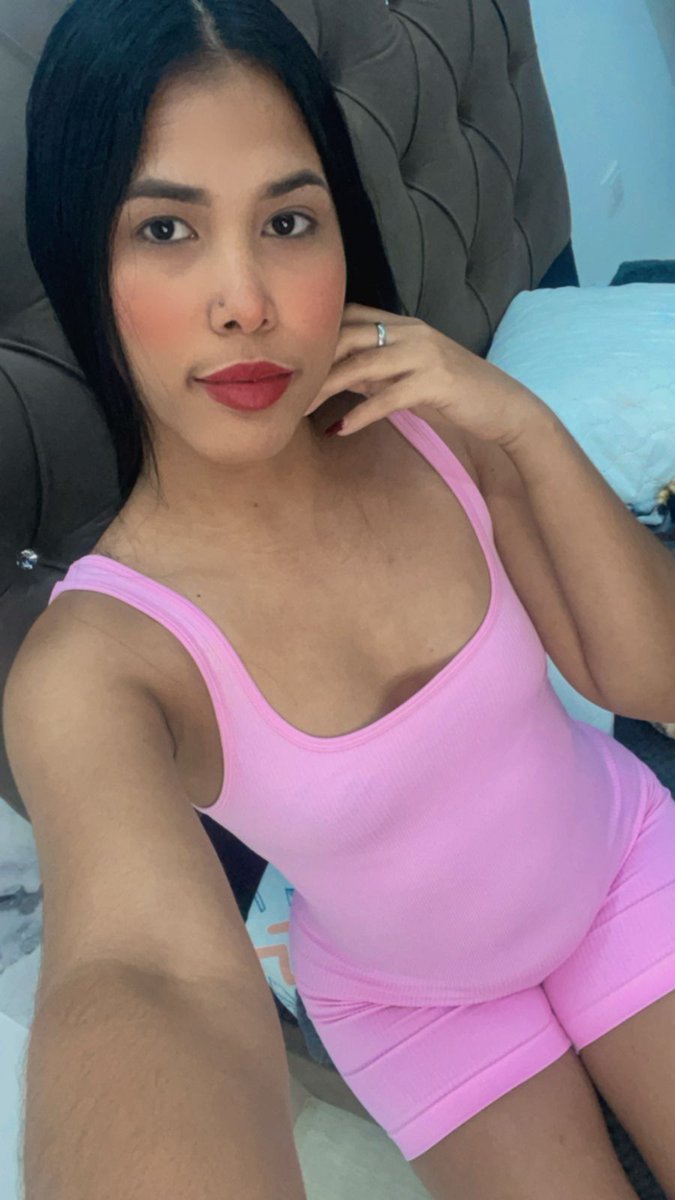 AllysonModel's tweet photo. https://t.co/nvTbRWOCHY https://t.co/9K42VztcT7