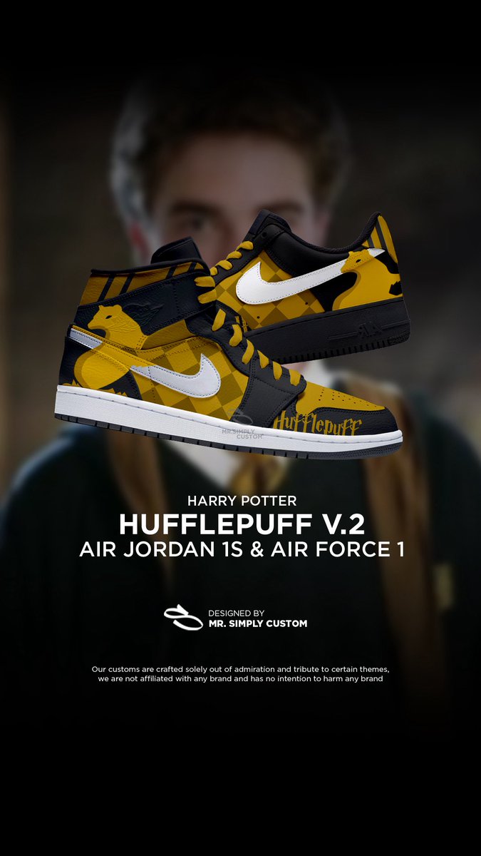 MrSimplyCustom's tweet image. Holyairball. These Harry Potter Airforce 1s and Jordan 1s looks so clean on Harry Potters anniversary. #harrypotter #customsneakers #customshoes