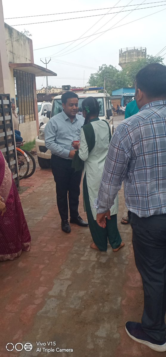 Deputy Collector & SDM Kheda (@sdmkheda) on Twitter photo આજ રોજ ગોબલજ તથા કનેરા પ્રાથમિક શાળા ખાતે શાળા પ્રવેશોત્સવ -૨૦૨૫ કાર્યક્રમનો શુભારંભ કરાવ્યો #ShalaPraveshotsav2025 <a href="/CMOGuj/">CMO Gujarat</a> <a href="/collectorkheda/">Collector Kheda</a> <a href="/RacKheda/">Resident Additional Collector (RAC) , Kheda</a> <a href="/infokhedagog/">Info Kheda GoG</a> <a href="/InfoGujarat/">Gujarat Information</a> <a href="/kuberdindor/">Dr. Kuber Dindor</a> આજ રોજ ગોબલજ તથા કનેરા પ્રાથમિક શાળા ખાતે શાળા પ્રવેશોત્સવ -૨૦૨૫ કાર્યક્રમનો શુભારંભ કરાવ્યો #ShalaPraveshotsav2025 <a href="/CMOGuj/">CMO Gujarat</a> <a href="/collectorkheda/">Collector Kheda</a> <a href="/RacKheda/">Resident Additional Collector (RAC) , Kheda</a> <a href="/infokhedagog/">Info Kheda GoG</a> <a href="/InfoGujarat/">Gujarat Information</a> <a href="/kuberdindor/">Dr. Kuber Dindor</a>