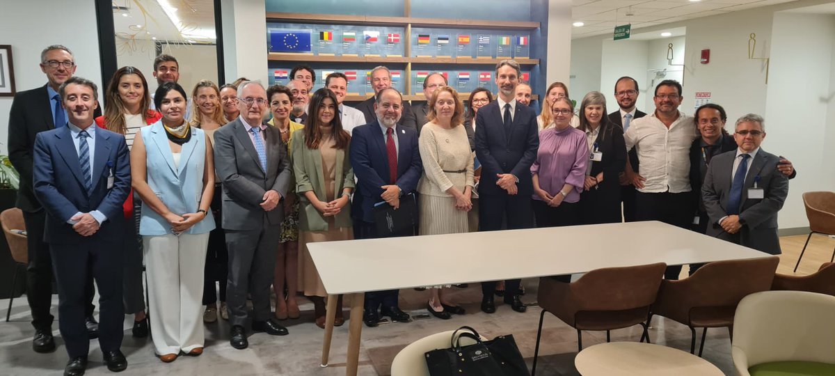 Naciones Unidas Costa Rica (@uncostarica) on Twitter photo La colaboración entre <a href="/UEenCostaRica/">Unión Europea en Costa Rica 🇪🇺</a> y <a href="/UNCOSTARICA/">Naciones Unidas Costa Rica</a> es un hito clave para apoyar a #CostaRica en el cumplimiento de sus prioridades. Sostuvimos un Diálogo Estratégico para seguir avanzando en temas clave como #Seguridad #DerechosHumanos y #DesarrolloSostenible La colaboración entre <a href="/UEenCostaRica/">Unión Europea en Costa Rica 🇪🇺</a> y <a href="/UNCOSTARICA/">Naciones Unidas Costa Rica</a> es un hito clave para apoyar a #CostaRica en el cumplimiento de sus prioridades. Sostuvimos un Diálogo Estratégico para seguir avanzando en temas clave como #Seguridad #DerechosHumanos y #DesarrolloSostenible