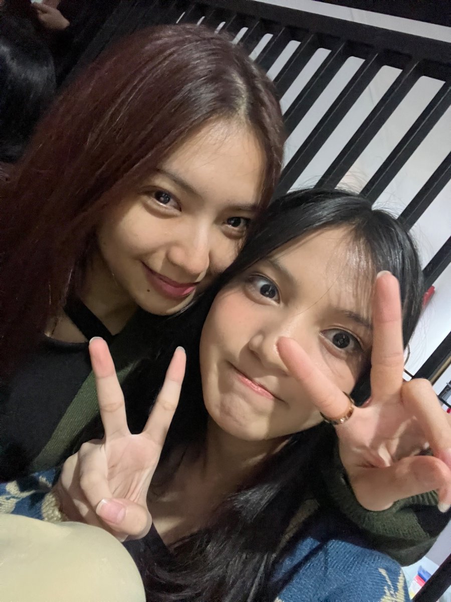 A_VirgiJKT48's tweet photo. CICI CINTA CIGREE🫶🏻🫰🏻 https://t.co/WYfuSb2srt
