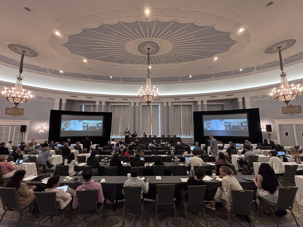 Human Nutrition Unit - URV (@nutrihumana_urv) on Twitter photo <a href="/NanBabio/">Nancy Babio</a> We have started the second day, with a plenary lecture delivered by our Principal Investigator, Prof. <a href="/JordiSalasSalva/">Jordi Salas Salvadó</a> , in which he presented some of the most recent findings from the PREDIMED-Plus trial 🔬📊 <a href="/NanBabio/">Nancy Babio</a> We have started the second day, with a plenary lecture delivered by our Principal Investigator, Prof. <a href="/JordiSalasSalva/">Jordi Salas Salvadó</a> , in which he presented some of the most recent findings from the PREDIMED-Plus trial 🔬📊