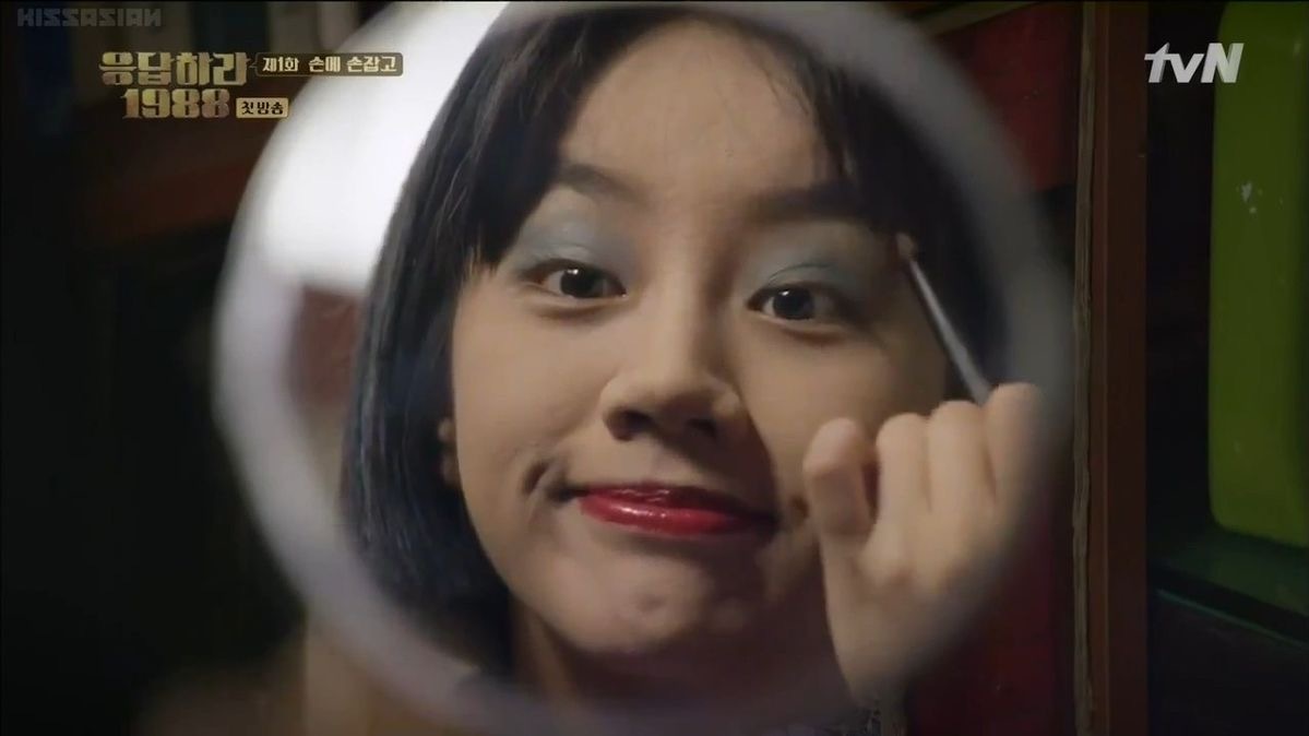 •kdm• menurut kalian karakter/tokoh apa yang udah melekat banget atau iconic di kdrama itu? 

Deoksun sang penunggu hyehwadong - reply 1988