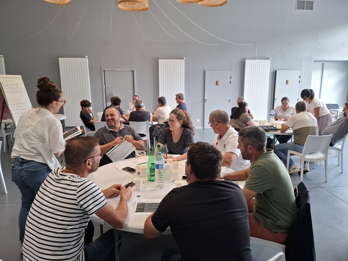 FNSEA44 (@fnsea44) on Twitter photo Après la victoire aux élections chambre d'agriculture et aux élections MSA, <a href="/FNSEA44/">FNSEA44</a> en mode séminaire <a href="/FNSEA/">La FNSEA</a> pour préparer #transformationfnsea 2026. #Onlacherien Après la victoire aux élections chambre d'agriculture et aux élections MSA, <a href="/FNSEA44/">FNSEA44</a> en mode séminaire <a href="/FNSEA/">La FNSEA</a> pour préparer #transformationfnsea 2026. #Onlacherien