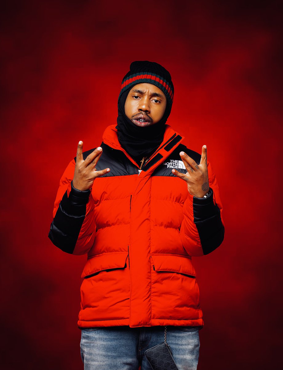 DIVERGENT🩸

Frame: <a href="/TheReal_25K/">25K THE PLUG™ 🔌</a> 
Studio: Minazel studio
Retoucher: <a href="/PercyKanon/">KANON</a> 
Assistant: Mpho Makobe