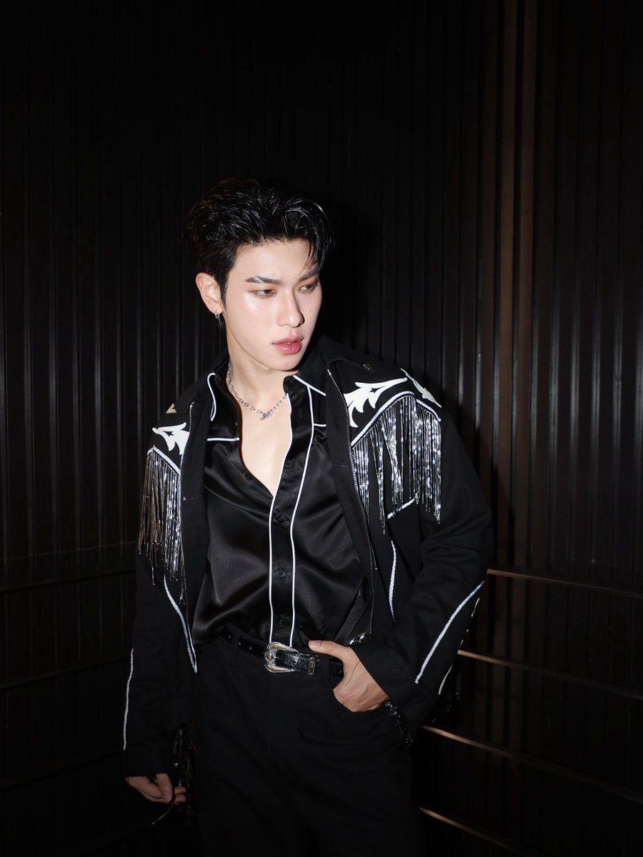 🖤🖤🖤
ALL FAKE SHORT FILM
#OFFROADแสร้ง_PREMIERENIGHT