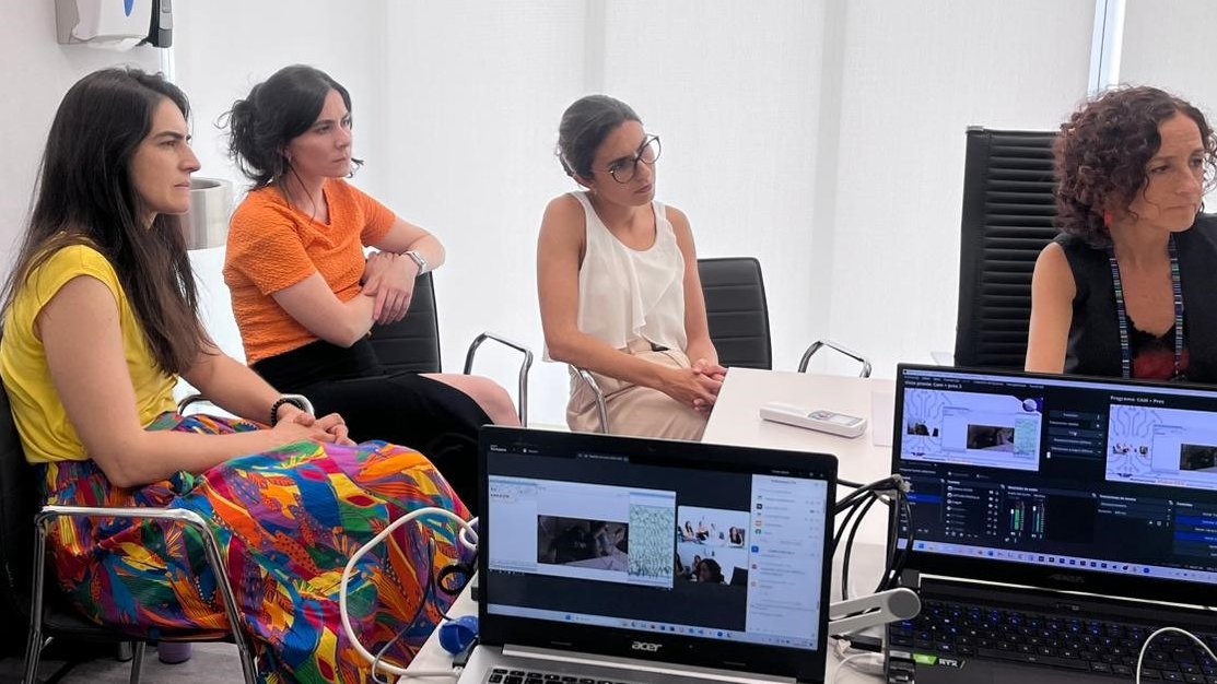 🧠💙 Patrocinamos la X edición del curso sobre epilepsia organizado desde el Hospital Ruber de Madrid.
Formación práctica e interactiva para especialistas en #neurología.
¡Orgullosos de apoyar la ciencia y avanzar a favor de la calidad de vida de los pacientes y sus familiares!