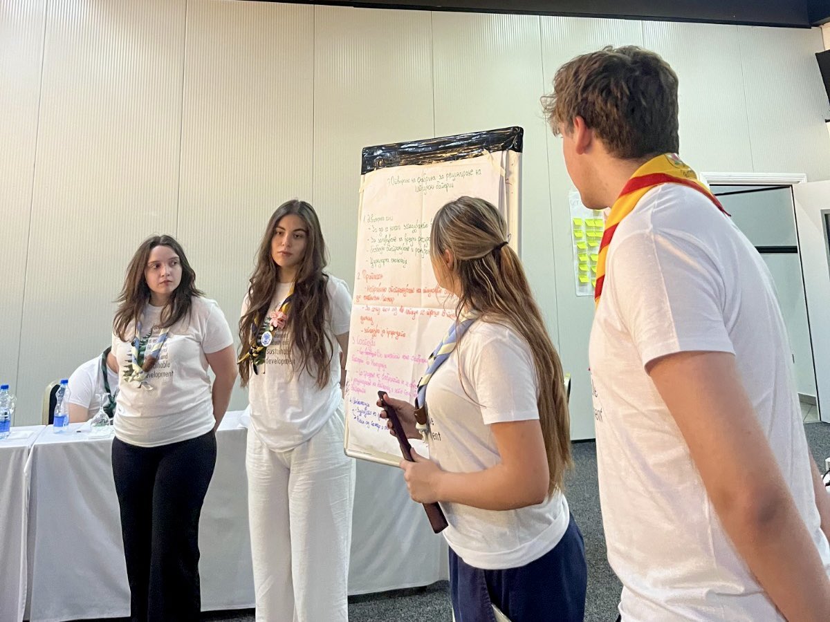 Youth voices for the planet! 🌍 This week, students from across 🇲🇰 joined OSCE &amp; @ScoutsCSO to:
🌿 Advocate for environmental justice
🗣️ Participate in environmental decision-making
🛠️ Take action to protect nature