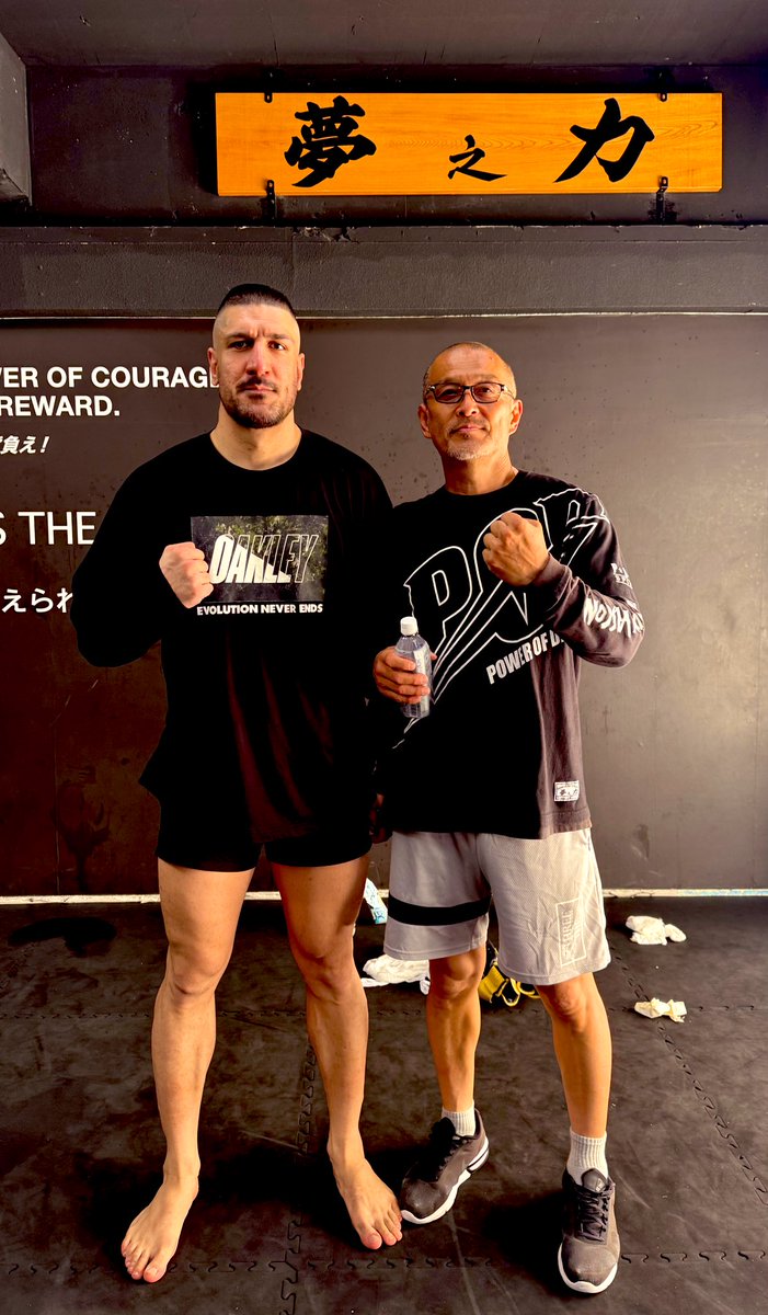 もう、利益も評価も関係なく、ただ俺のことを思って支えてくれる古川会長,本当にありがとうございます。POWER OF DREAMチームのみんな、そして足立のみなさん、心から感謝しています。
#HERO #シナカリミアン #K1WGP #RIZIN