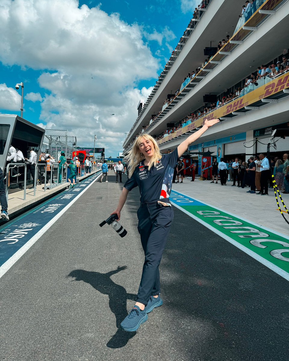 Females in Motorsport (@femalesinmsport) on Twitter photo Get to know Paula Pow who created content with F1 Paddock Club before moving in-house to work with <a href="/redbullracing/">Oracle Red Bull Racing</a> 🏆
Full story 👉 bit.ly/3TdMcmF
#WomenInMotorsport #F1 Get to know Paula Pow who created content with F1 Paddock Club before moving in-house to work with <a href="/redbullracing/">Oracle Red Bull Racing</a> 🏆
Full story 👉 bit.ly/3TdMcmF
#WomenInMotorsport #F1