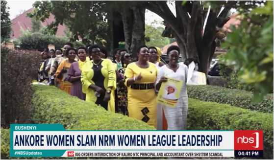 Fireliglntfi's tweet photo. A section of women from Ankore sub-region have slammed the current @NRMOnline Women's League leadership, accusing them of failure to put forward their challenges before the Central Executive Committee, chaired by President @KagutaMuseveni.

@AmbroseMuhumuz2

#NBSAt430 https://t.co/gKQiYGdsbU