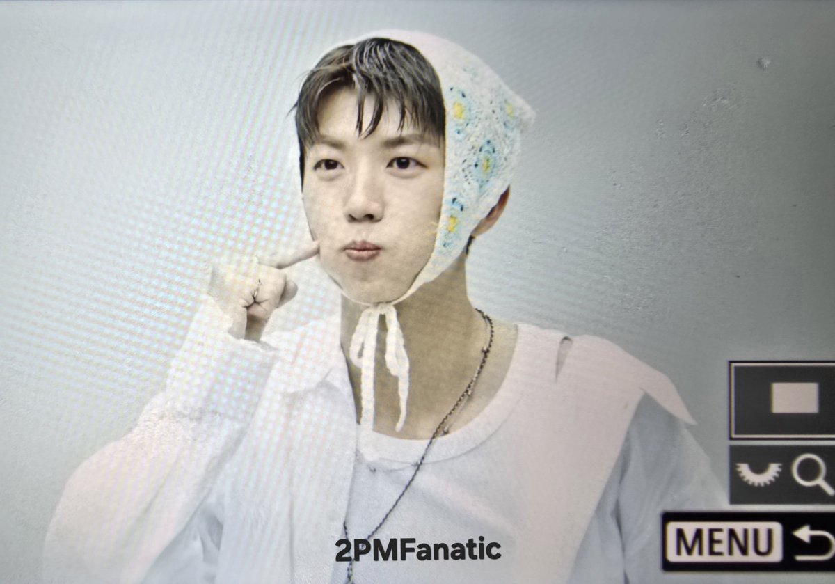 Mini Fan Meeting Wooyoung

#장우영 #JangWooyoung
#Simpledance