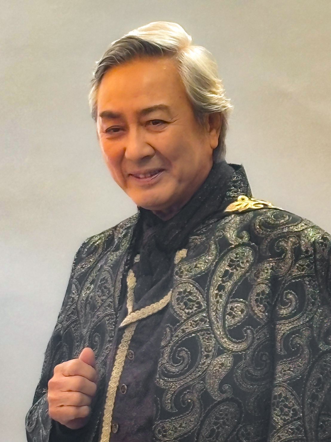 ホーム - 徳田新之介 オフィシャルサイト