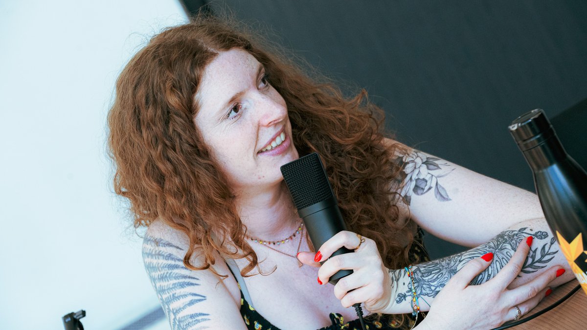 IndieGameLyon's tweet image. 📷Among Meufs !

C’est la 3ème fois que l&apos;on accueille l&apos;enregistrement live d’un épisode du podcast lors de Indie Game Lyon, et on est toujours aussi ravi·e·s !

Hâte d’écouter l’épisode !

Crédit photo @_LeyCa_

#gamedev #indiedev #indiegame #IndieGameDev #indiegames #IndieDevs