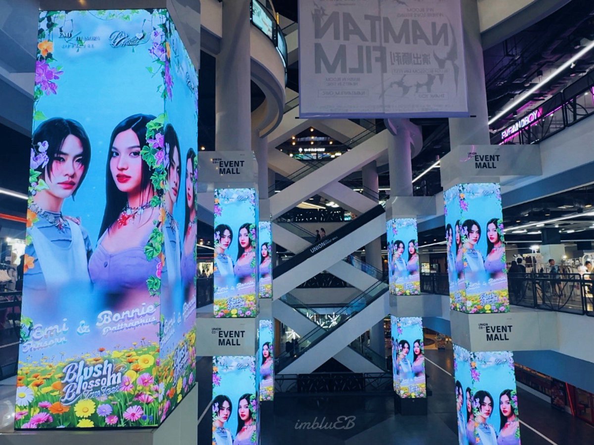 withblu_'s tweet image. 𝐋𝐨𝐯𝐞 𝐢𝐬 𝐞𝐯𝐞𝐫𝐲𝐰𝐡𝐞𝐫𝐞. 🧡💜🦋

เอมี่บอนนี่เต็มไปหมดเลย~ 🥰🌷🌸🌼🌹
 
#EmiBonnie #เอมี่บอนนี่
#emiamily #beonnnie
#BBFanfest #EmiBonnieMall #BBconcertxEmiBonnie
#EmiBonnieXBBFanFestProject