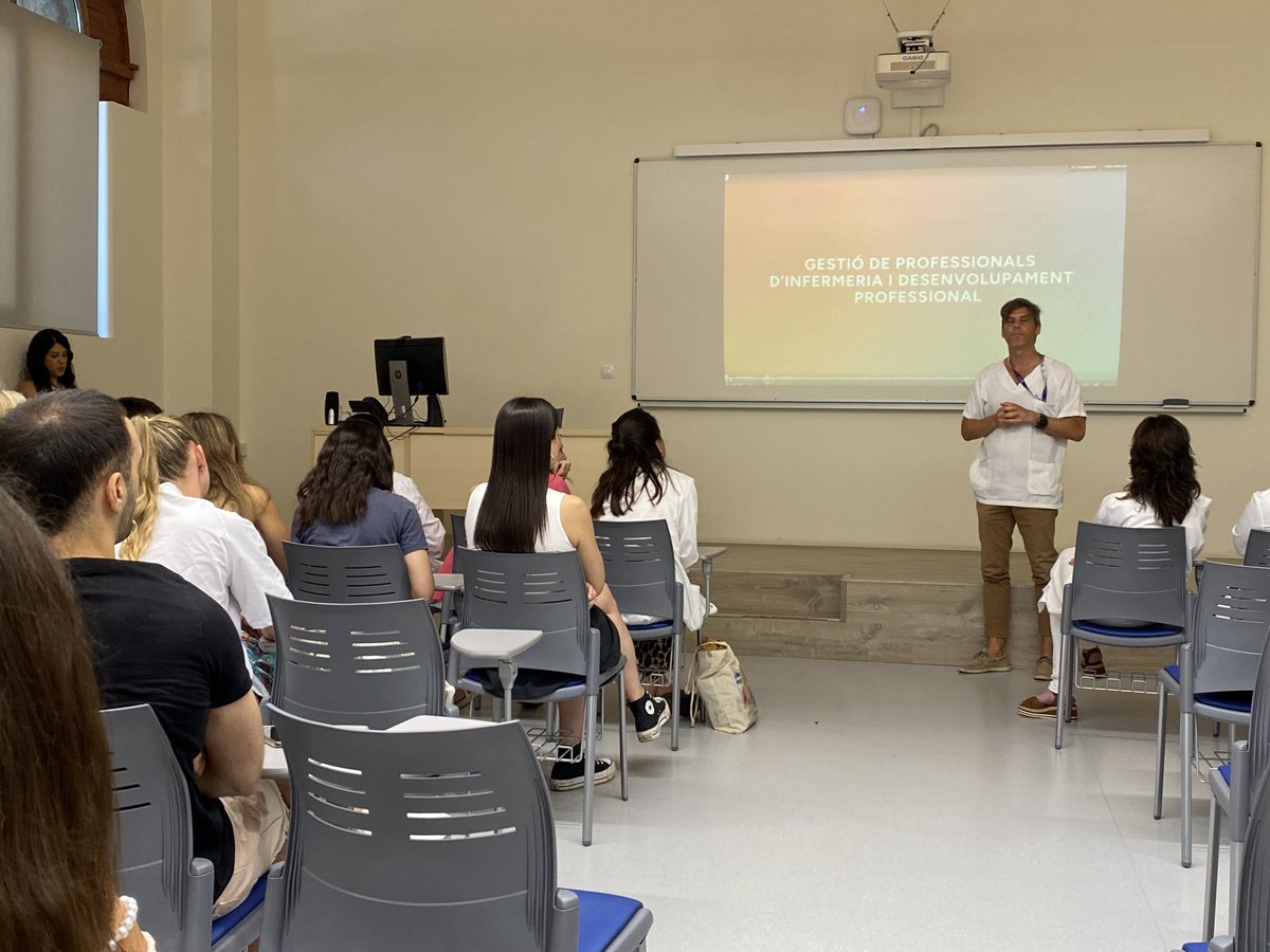 Sant Pau - Campus Salut Barcelona (@hospitalsantpau) on Twitter photo Aquesta setmana, hem donat la benvinguda a 101 persones que s'incorporen a l'equip d'infermeria de #SantPau, de les quals quasi la meitat formen part de la <a href="/EuiSantPau/">EUI-Sant Pau</a>.
Gràcies per confiar en nosaltres per continuar creixent com a professionals! 👏🏻
#MésTalent Aquesta setmana, hem donat la benvinguda a 101 persones que s'incorporen a l'equip d'infermeria de #SantPau, de les quals quasi la meitat formen part de la <a href="/EuiSantPau/">EUI-Sant Pau</a>.
Gràcies per confiar en nosaltres per continuar creixent com a professionals! 👏🏻
#MésTalent