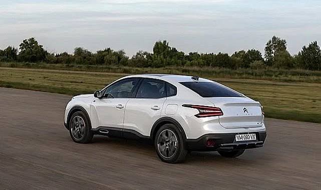 Mantık evliliği mi?   Aşk evliliği mi?