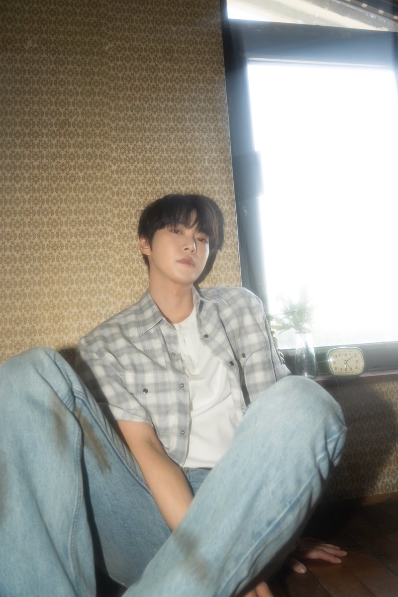 NCTsmtown's tweet photo. #DOYOUNG #도영 #JOHNNY #쟈니 
#Soar #DOYOUNG_Soar
#SoarGallery
#NCT #NCT127 https://t.co/NtHmDpaCvv