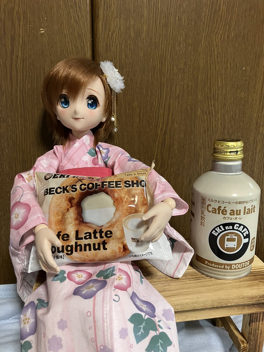 ☕️🍩
#深夜のおやつドール一本勝負