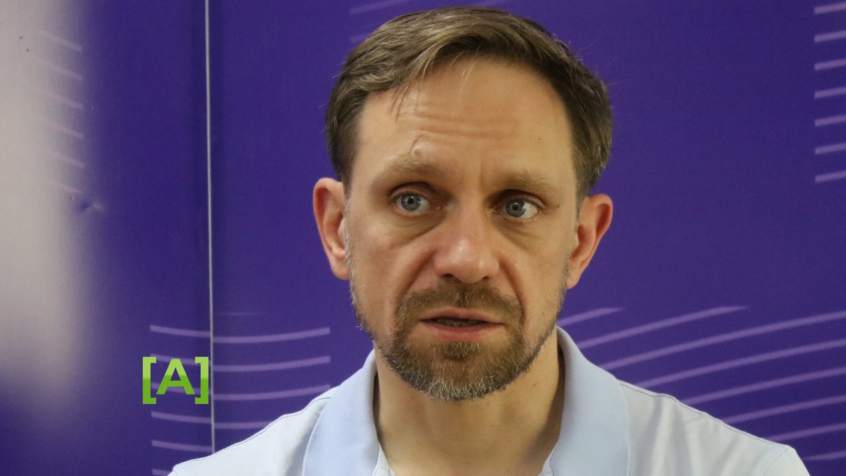 Predsednik Aleksandar Vučić je shvatio opomenu zbog izvoza municije u Ukrajinu, tako da je Srbija javno obustavila izvoz, izjavio je FoNetu predavač međunarodnih odnosa Mirko Dautović, uveren da je rat na Bliskom istoku režiran.
youtu.be/HHSYbH2dolM?si… via <a href="/YouTube/">YouTube</a>