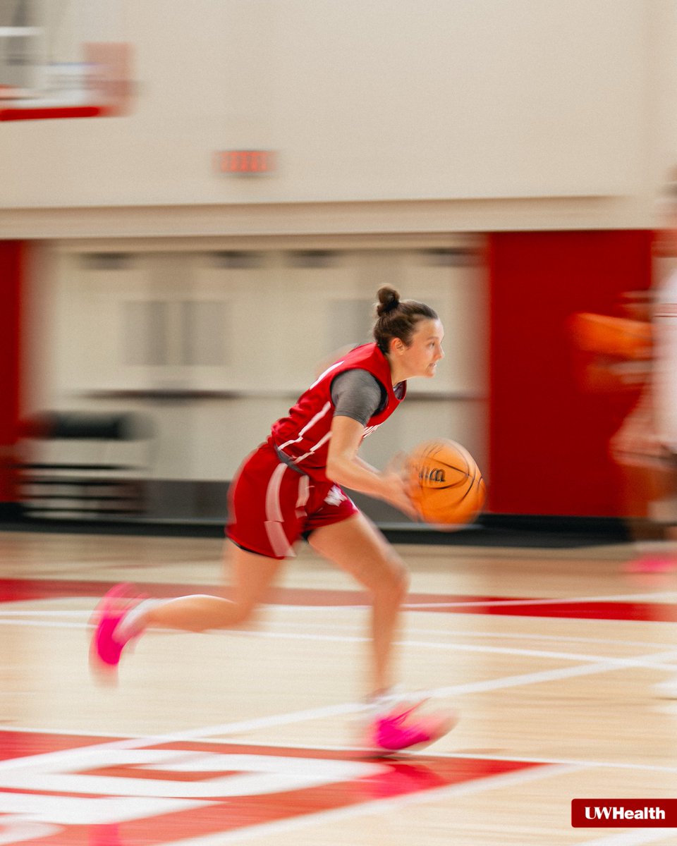 BadgerWBB's tweet image. Motion never sleeps. 🔥
#OnWisconsin | @UWHealth