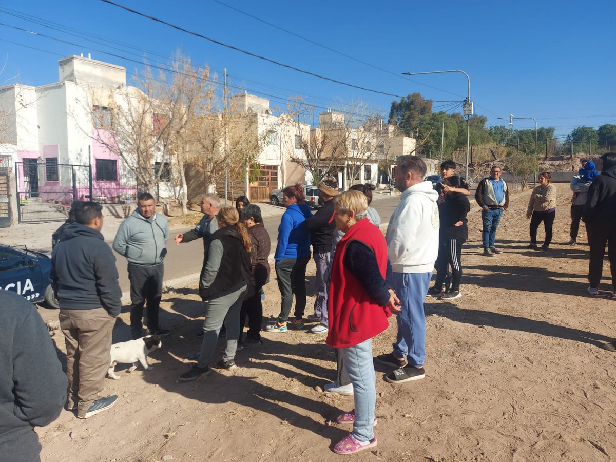 Temor en el oeste de #GodoyCruz  por un proyecto habitacional en predio destinado a recreación. 

miradordiario.com.ar/temor-en-el-oe…