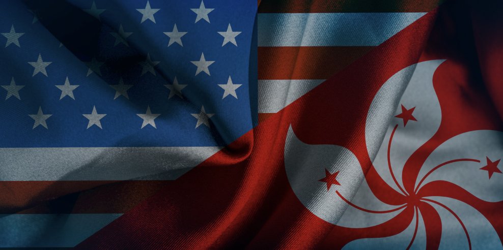 CryptoWizardSeb's tweet image. 🇭🇰 Hong Kong vs 🇺🇸 United States: 
Digital Asset Policy Landscape (2025)

Overall Strategy

HK: bridge crypto &amp;amp; TradFi with regulation, sandbox pilots, and institutional firepower.
US: regulatory turf war between agencies. Some political support but overall uncertain and…