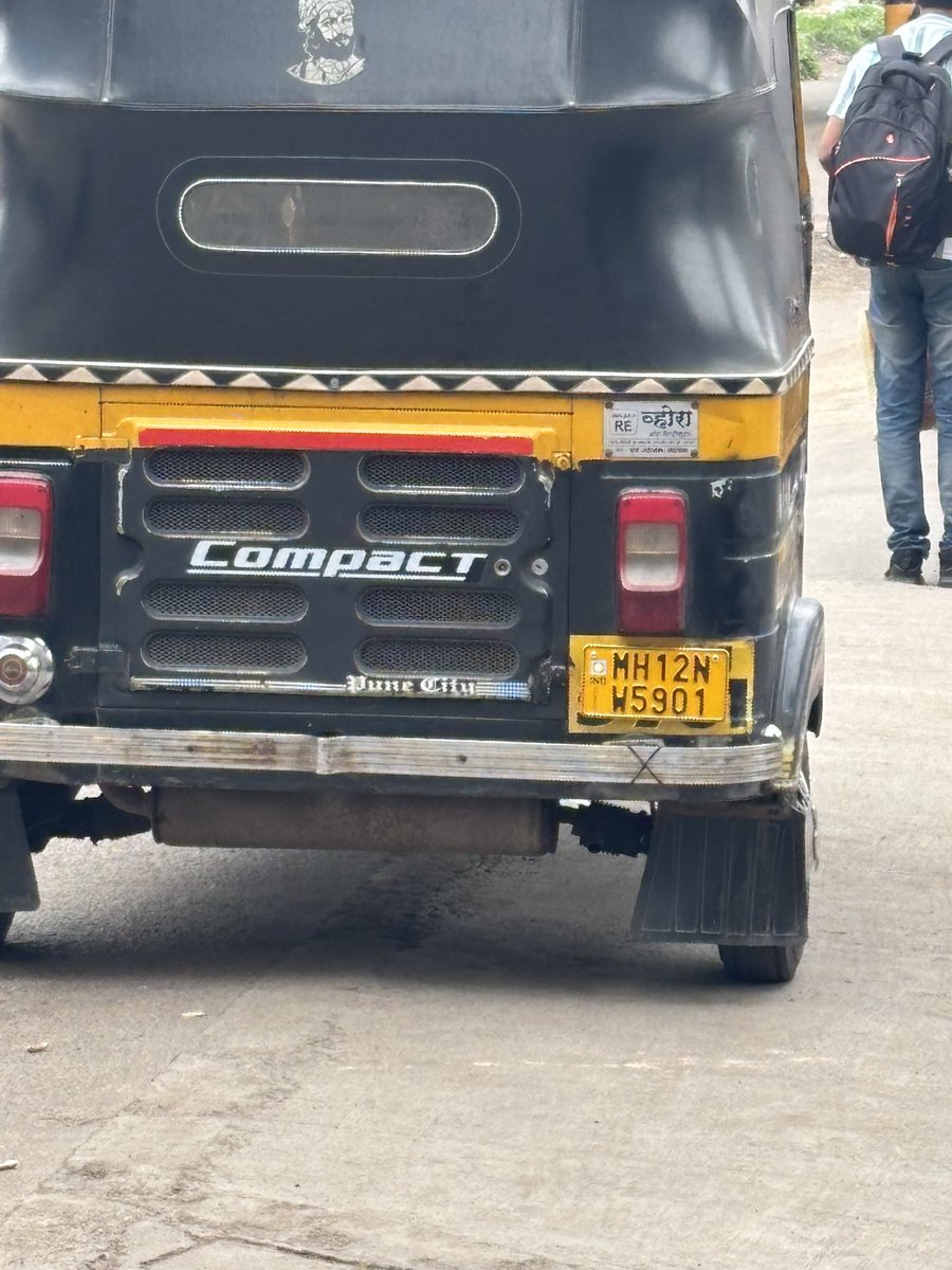 siyer30's tweet image. This rickshaw driver demands ₹200 from Ramwadi Metro station to Pune airport @metrorailpune @PuneCityPolice @PuneCityTraffic kindly take action against autos refusing to ply by meters @ThePuneMirror @SakalMediaNews